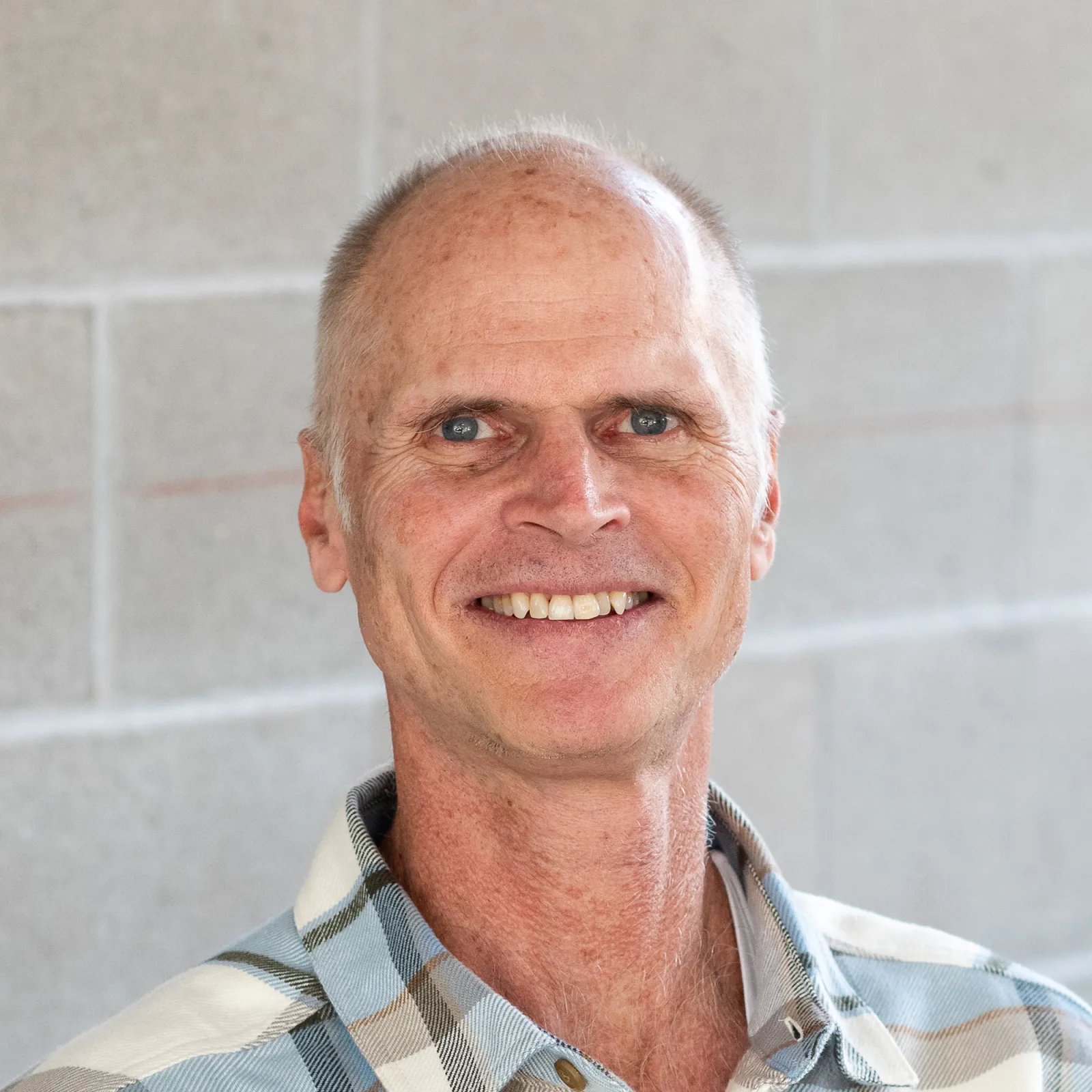 Headshot of Erik Hendrix
